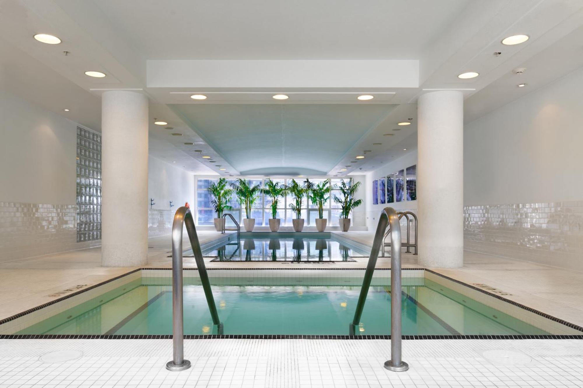 Soho Hotel Торонто Экстерьер фото